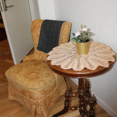 Holsthuset Losji 4* Grimstad (Aust-Agder)