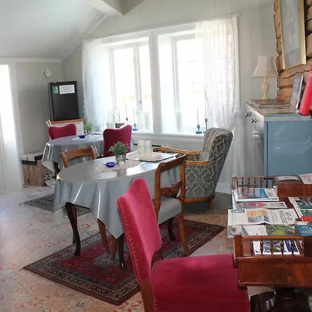 Vendégház Holsthuset Losji