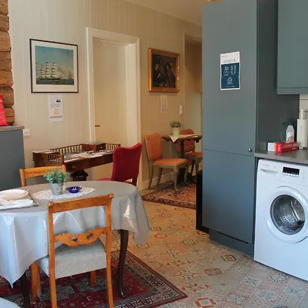 Gæstehus Holsthuset Losji