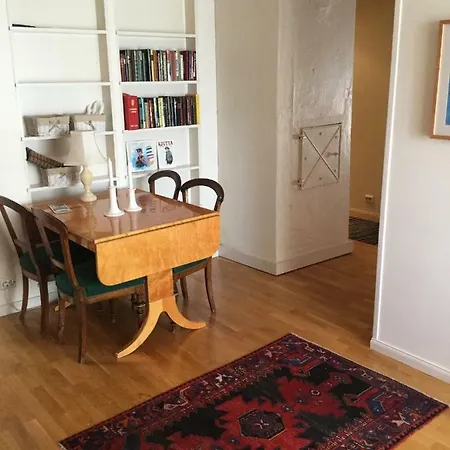 Holsthuset Losji Guest house *
