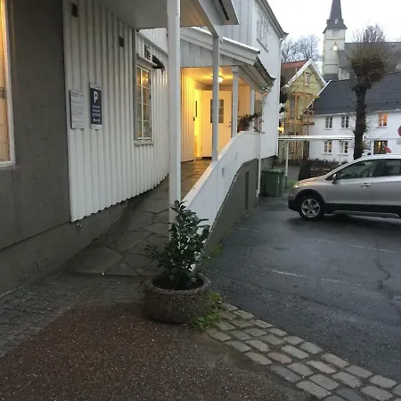 Gæstehus Holsthuset Losji Grimstad (Aust-Agder)
