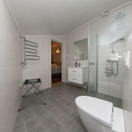Holsthuset Losji 4* Grimstad