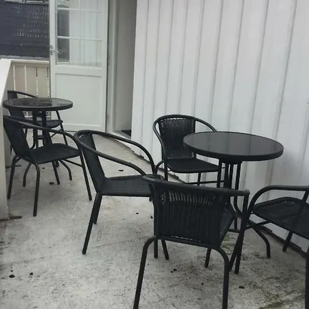 Holsthuset Losji 4*