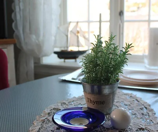 Holsthuset Losji 4* Grimstad (Aust-Agder)