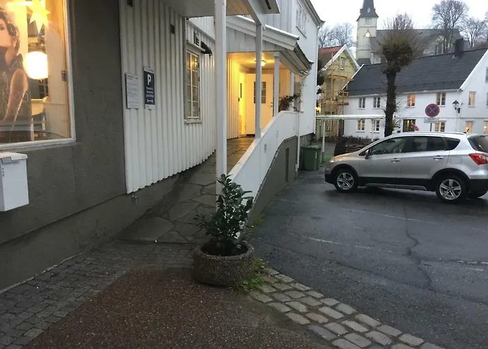 Gasthof Holsthuset Losji Grimstad (Aust-Agder)