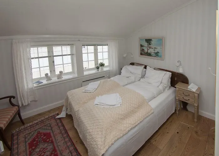 Holsthuset Losji Grimstad (Aust-Agder)