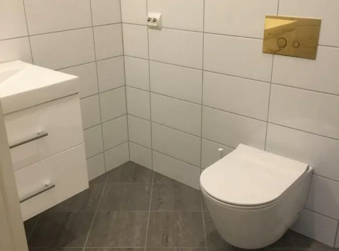 Holsthuset Losji Gasthof 4*