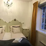 Holsthuset Losji Guest house 4*