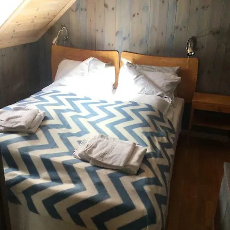 Holsthuset Losji Pensionat 4*