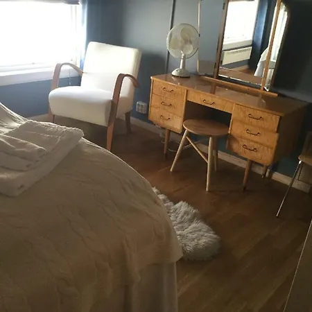 Holsthuset Losji Pensionat Grimstad (Aust-Agder)